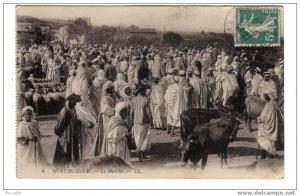 ALGERIE  MOSTAGANEM  Le marché ................ Mi142