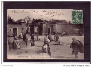 ALGERIE - Mostaganem - la porte de Mascara - le marché au charbon de bois
