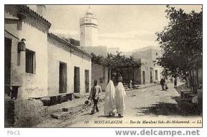 CPA Algérie - Mostaganem - Rue du marabout Sidi-Ali-Mohammed (Editeur LL N°50)