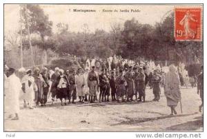 MOSTAGANEM - entree du jardin public  (19417)