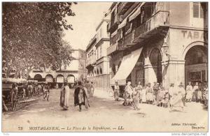 MOSTAGANEM PLACE DE LA REPUBLIQUE ANIMEE