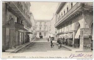 MOSTAGANEM    LA RUE DE LA VICTOIRE ET LA BANQUE D ALGERIE