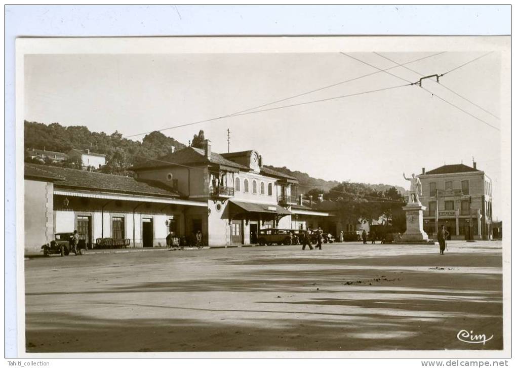 CONSTANTINE - La Gare