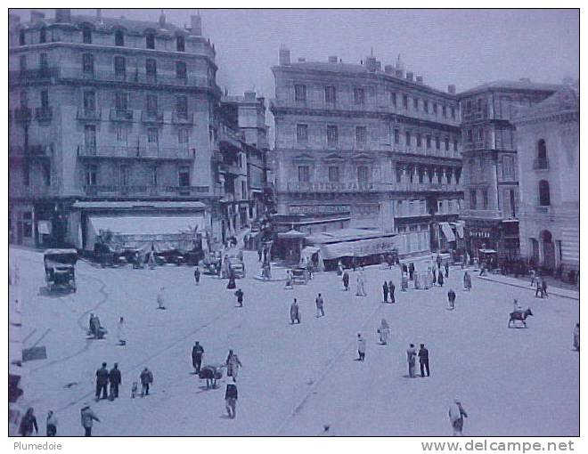 cpa Algérie CONSTANTINE animée LA PLACE NEMOURS  , LL N° 170  voir détails  ** Achat Direct **