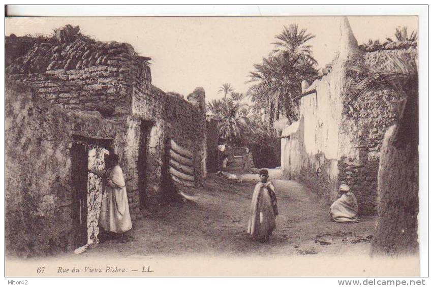41-Costantine-Algérie-Fra nce-Rue du Vieux Biskra-Animé.1909.