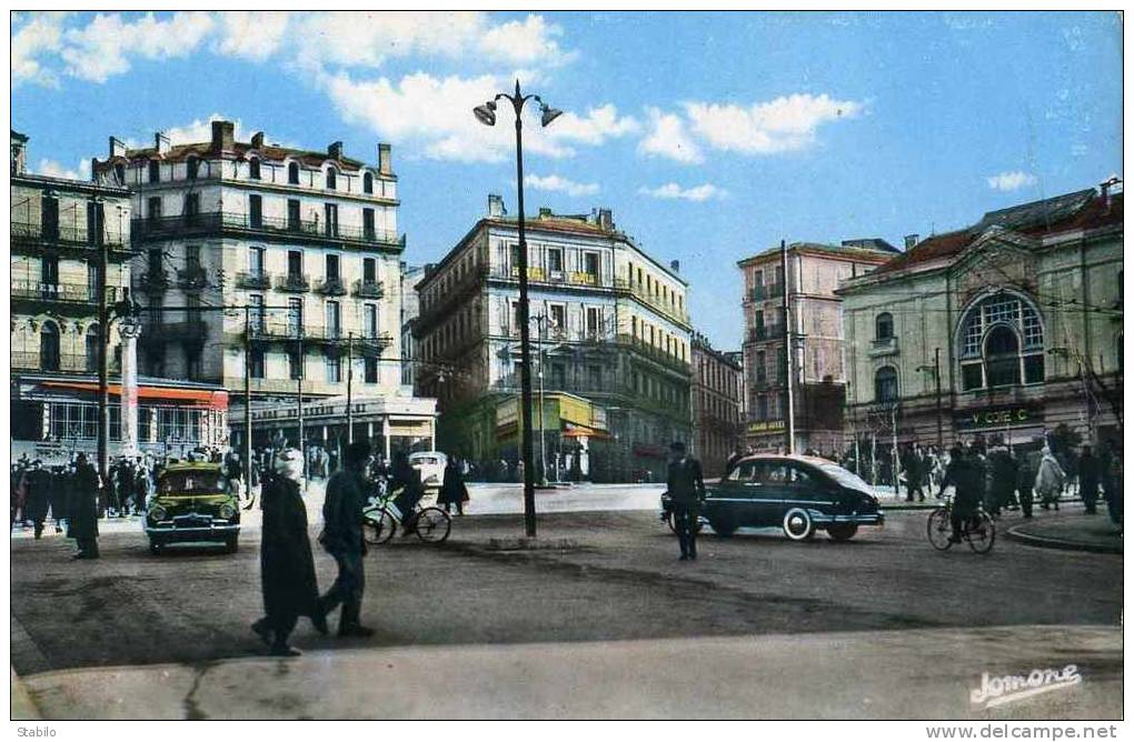 ALGERIE - CONSTANTINE - PLACE DU GENERAL LECLERC - N°211 - AUTOS
