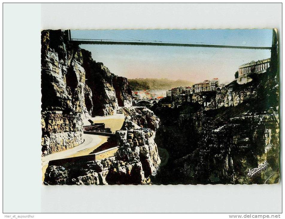 437 )  CONSTANTINE. Pont Suspendu de Sidi M'Cid. Chemin des Touristes  . (2 Scans) .Année 19** . Édit./Phot JOMONE  .E