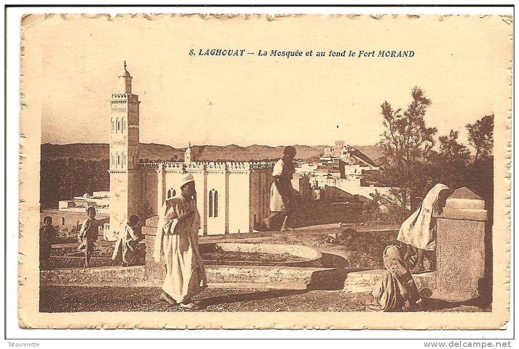 Laghouat . La Mosquée et au fond le Fort Morand