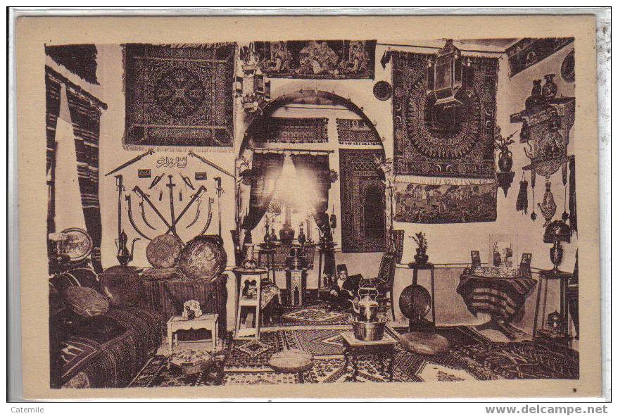 LAGHOUAT, Un Salon Arabe