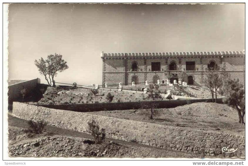 3377  LAGHOUAT Fort Bous Ancien hopital militaire  CIM N° 22-99 A Coll Attalah Bouameur. vers 1960 .