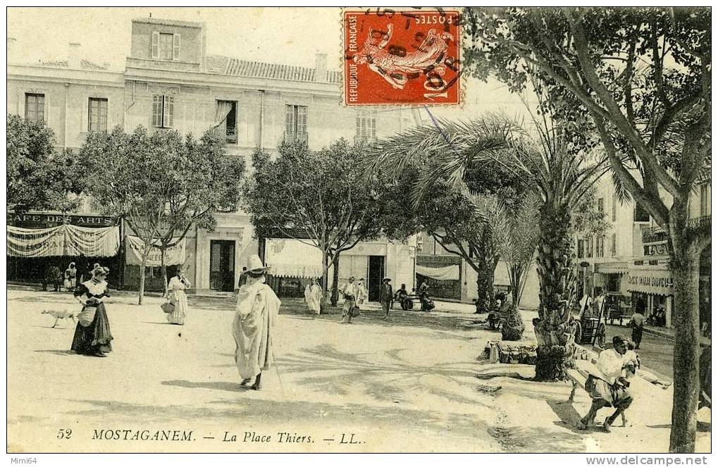 ALGERIE . MOSTAGANEM .  LA PLACE THIERS .