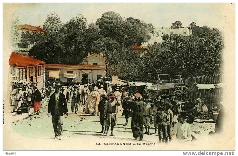 MOSTAGANEM - LE MARCHE