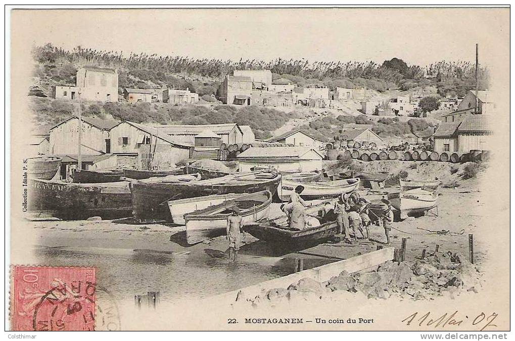 MOSTAGANEM UN COIN DU PORT 2