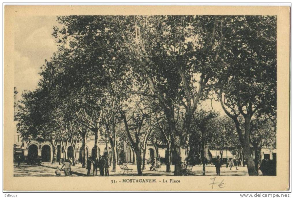MOSTAGANEM La Place