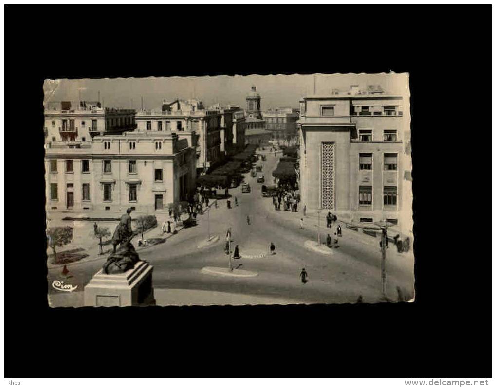 MOSTAGANEM - Monument, Postes et Avenues