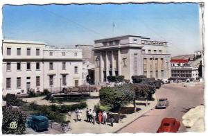 MOSTAGANEM-Le Nouveau Square et le Palais Consulaire (2 SCAN)  cpsm COLORISEE,format cpa,écrite en 1960