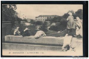 Algerie --- Mostaganem ---   La Priere de Midi