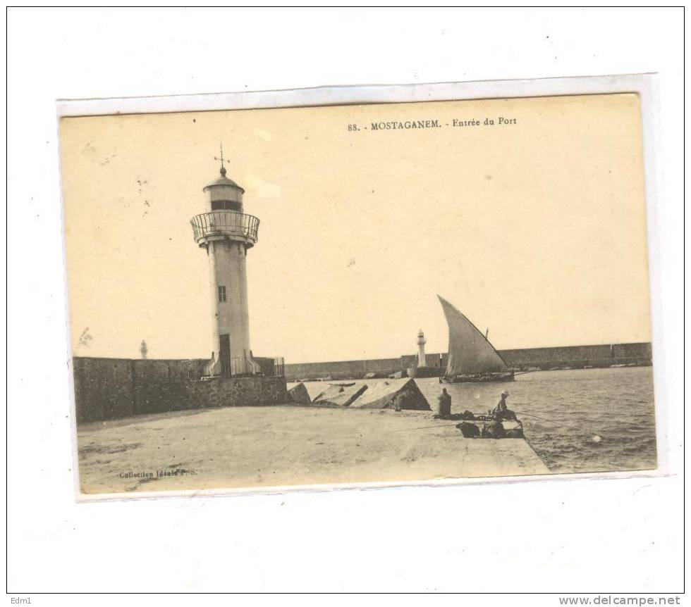 MOSTAGANEM_Entrée du port