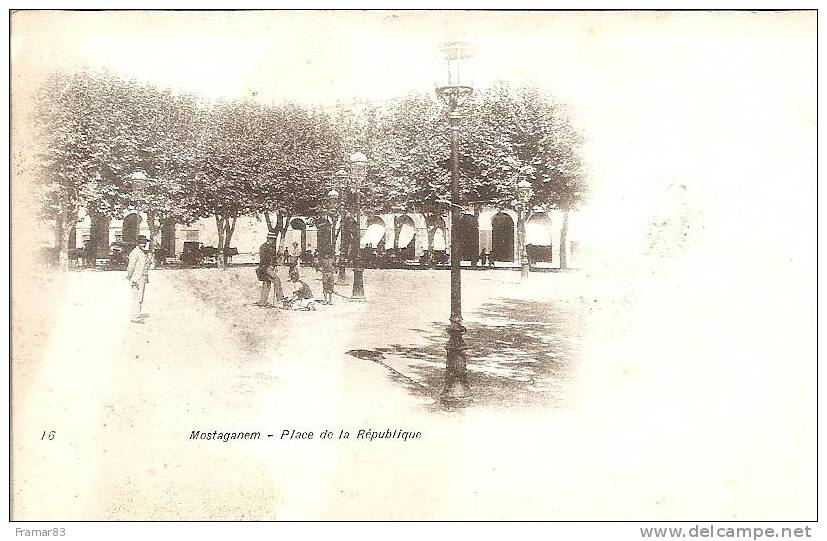Mostaganem - Place de la république