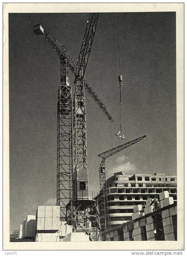 Algérie - Oran - Grue des Chantiers HLM Lescure (650 logements) - Franchise militaire