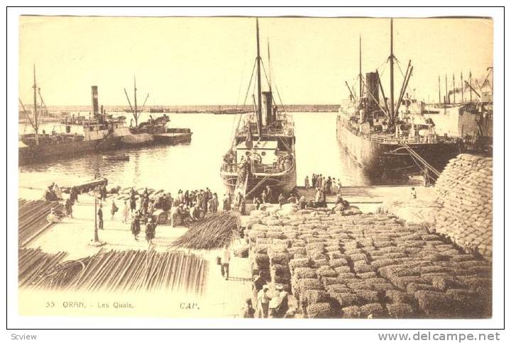 ORAN Algeria, 00-10s ; Les Quais, Loading a boat