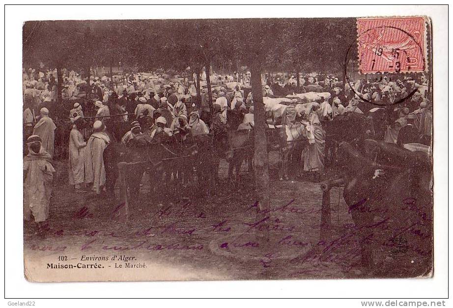 102 -  MAISON - CARREE  -  le  Marché
