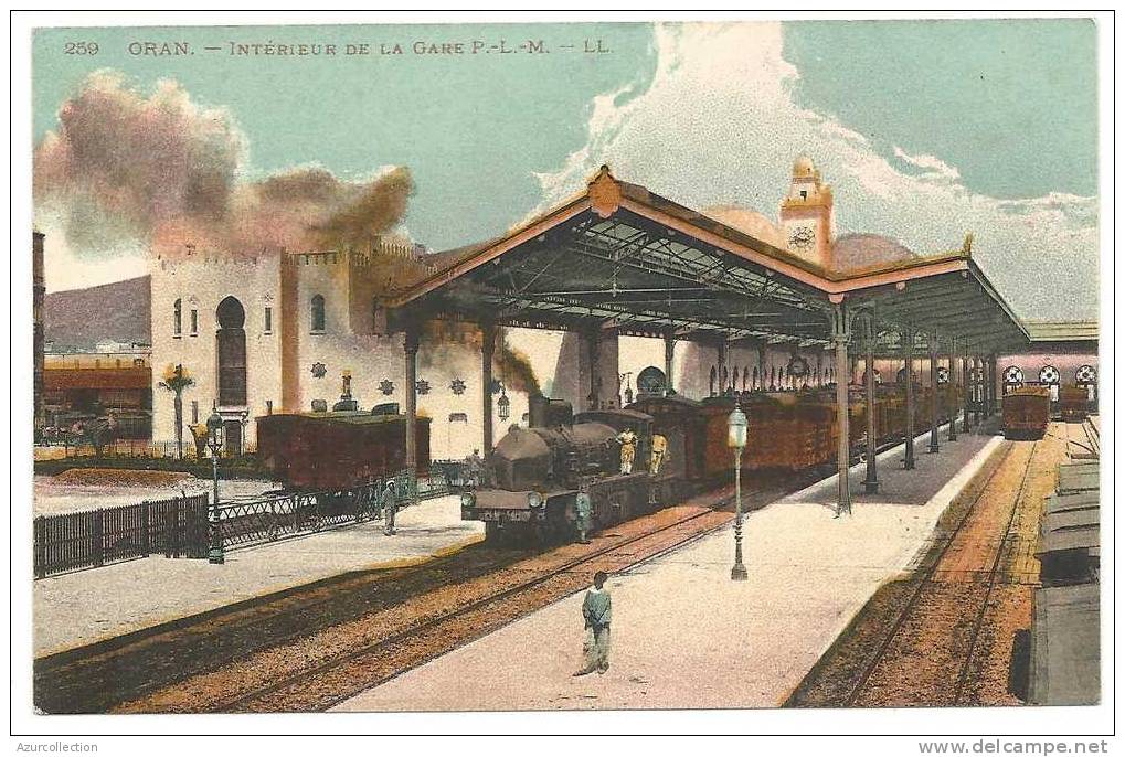 INTERIEUR DE LA GARE