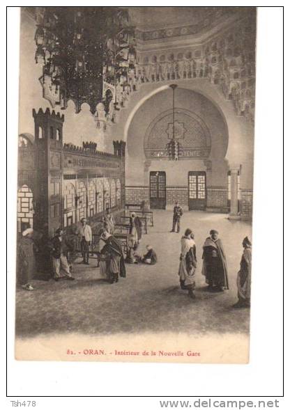 CPA NB Algérie    82. Oran intérieur de la nouvelle gare