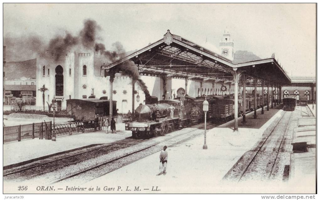 Algérie.Oran.Intérieur de la Gare P.L.M.