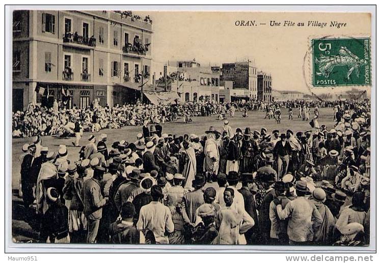 CPA ALGERIE - ORAN UNE FETE AU VILLAGE NEGRE