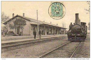 AFRIQUE. ALGERIE. SETIF. Vue sur L´arrivée du Train en Gare.
