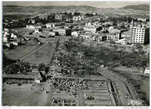 AFRIQUE - ALGERIE - SETIF - BELLE VUE AERIENNE - MARCHE aux BESTIAUX - HALLE aux GRAINS - HOPITAL - VOIR DETAIL au DOS