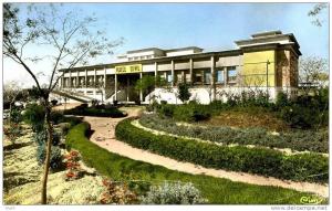 lot 2 CP - Algérie - Sétif - Entrée de l'hôpital civil - La Poste et le marché indigène