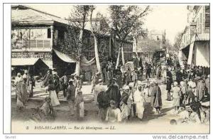 SIDI BEL ABBES. - Rue de Montagnac. Très belle animation.