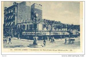 SIDI BEL ABBES. - GRAND BAR DU CENTRE. CARREFOUR DU BOULEVARD DE LA REPUBLIQUE