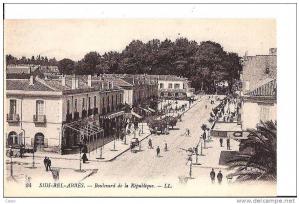 SIDI-BEL-ABBÈS - Boulevard de la République.
