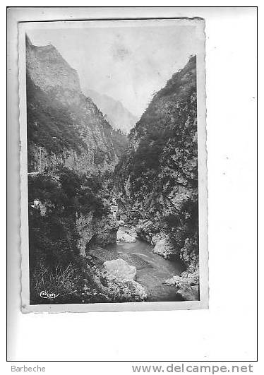 Environs de SETIF . Défilé du Chabet El Akra  (Alg.)