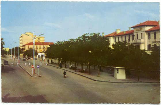 SETIF - Rue Principale - Le Lycée