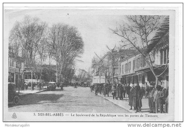 ALGERIE ) SIDI BEL ABBES, le boulevard de la république vers les Portes de Tlemcen N° 5 Ed Albert, ANIMEE **