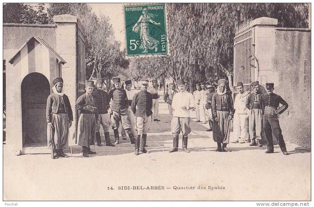 Sidi Bel  Abbès.- (Algérie)  Quartier des Spahis  - (belle animation)
