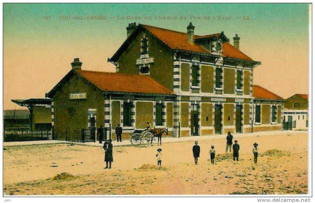ALGERIE...SIDI BEL ABBES La Gare du Chemin de Fer de l'Etat...ATTELAGE