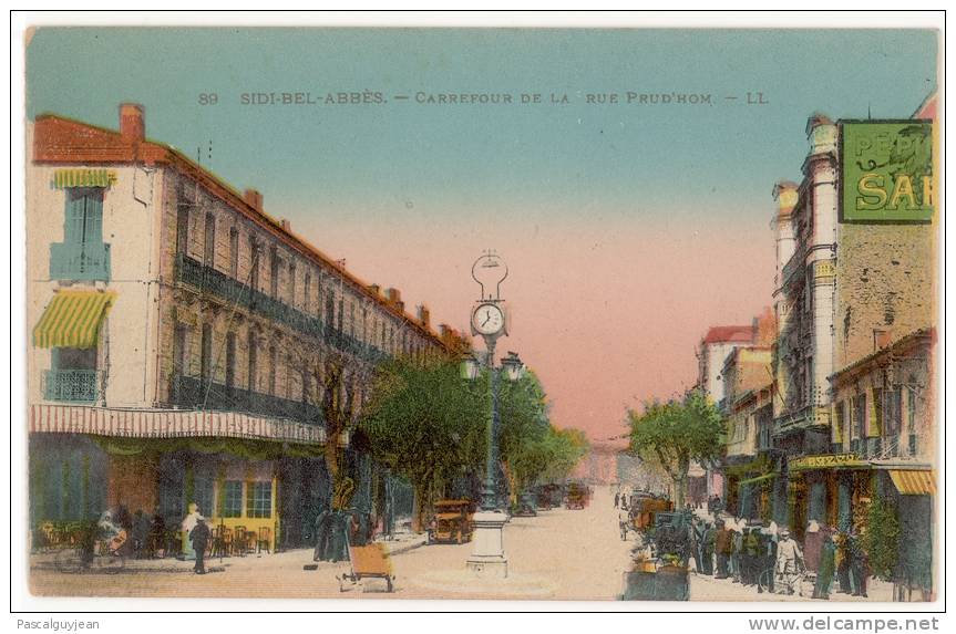 CPA SIDI-BEL-ABBES - CARREFOUR DE LA RUE PRUD'HOM