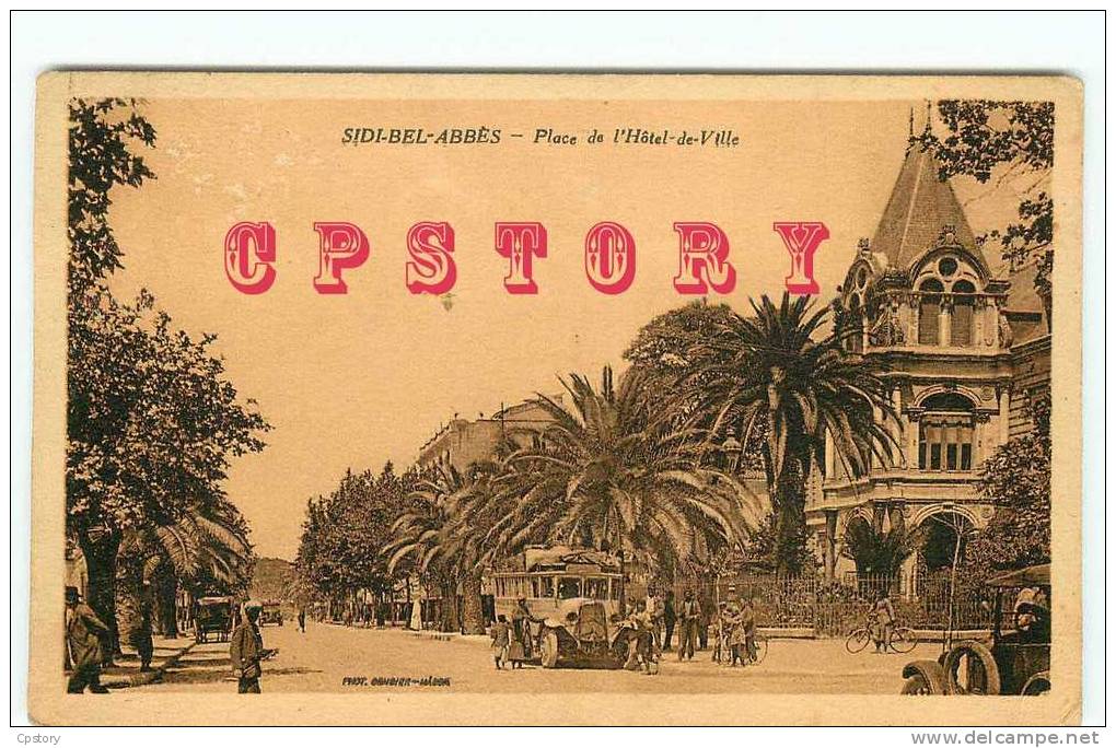 ALGERIE - SIDI BEL ABBES - Autobus Place de l'Hotel de Ville - Car - Autocar - Dos Scané