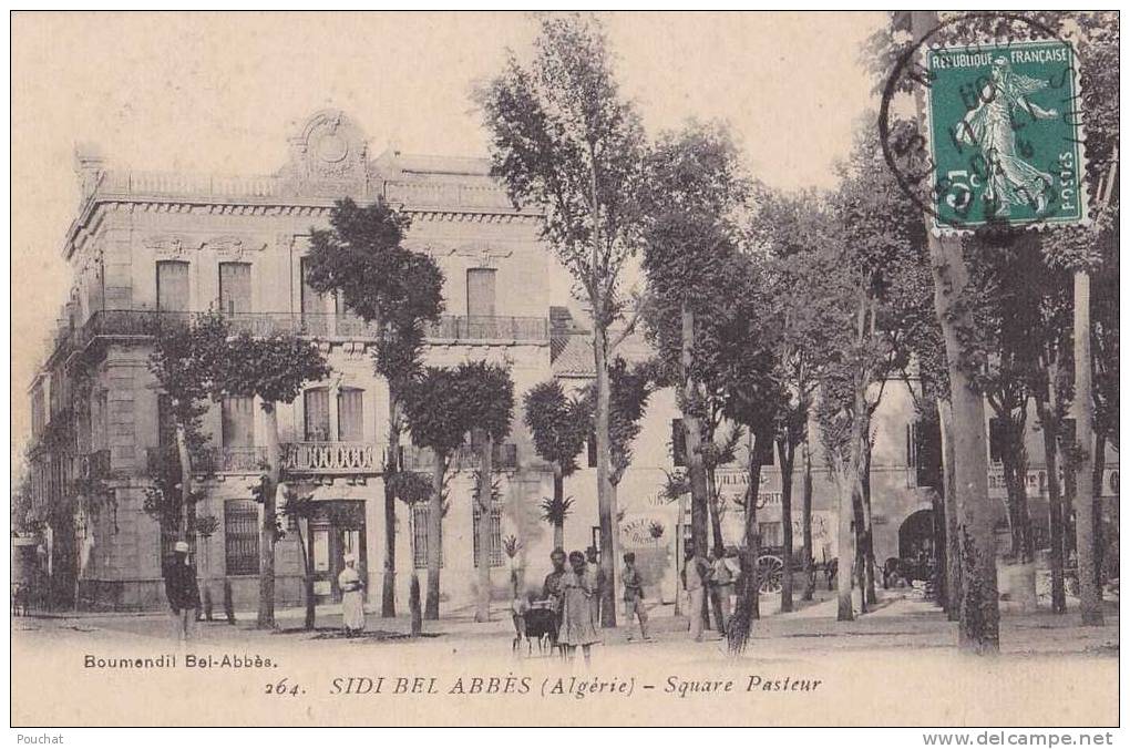 Sidi Bel  Abbès.- (Algérie)   Square   Pasteur  - (belle animation)