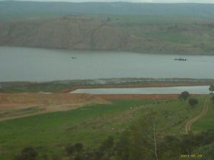 bateaux draguer au barrage