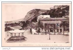 CPA - PHILIPPEVILLE - LA PLACE DE LA MARINE ET LA SKIKDA - L. L. - 46 - GRAND HOTEL - KIOSQUE -