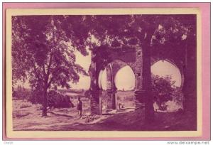 Tlemcen tombeau sur la route de Sidi Bou médine