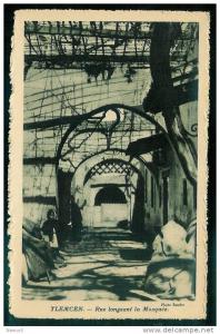 FW)47) Tlemcen Rue longeant la Mosquée