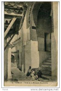 ALG004 - TLEMCEN - Porte de la Mosquée Boumédine (CPA authentique)