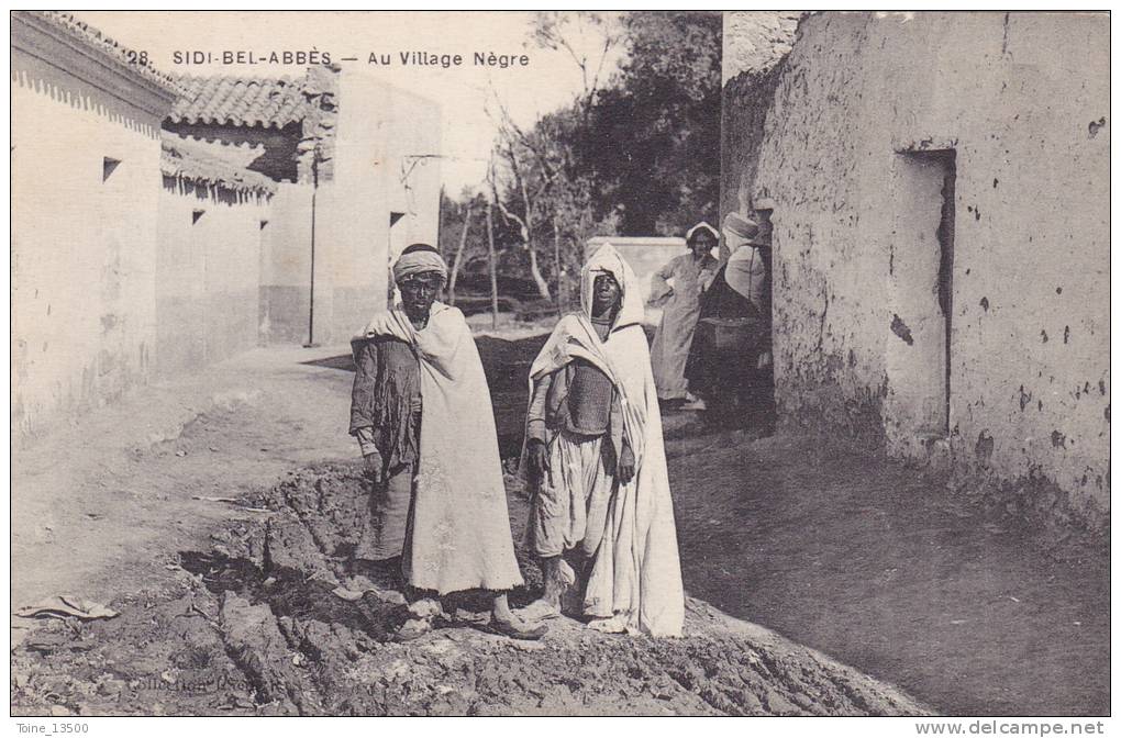 SID-BEL -ABBES -  Au Village Négre